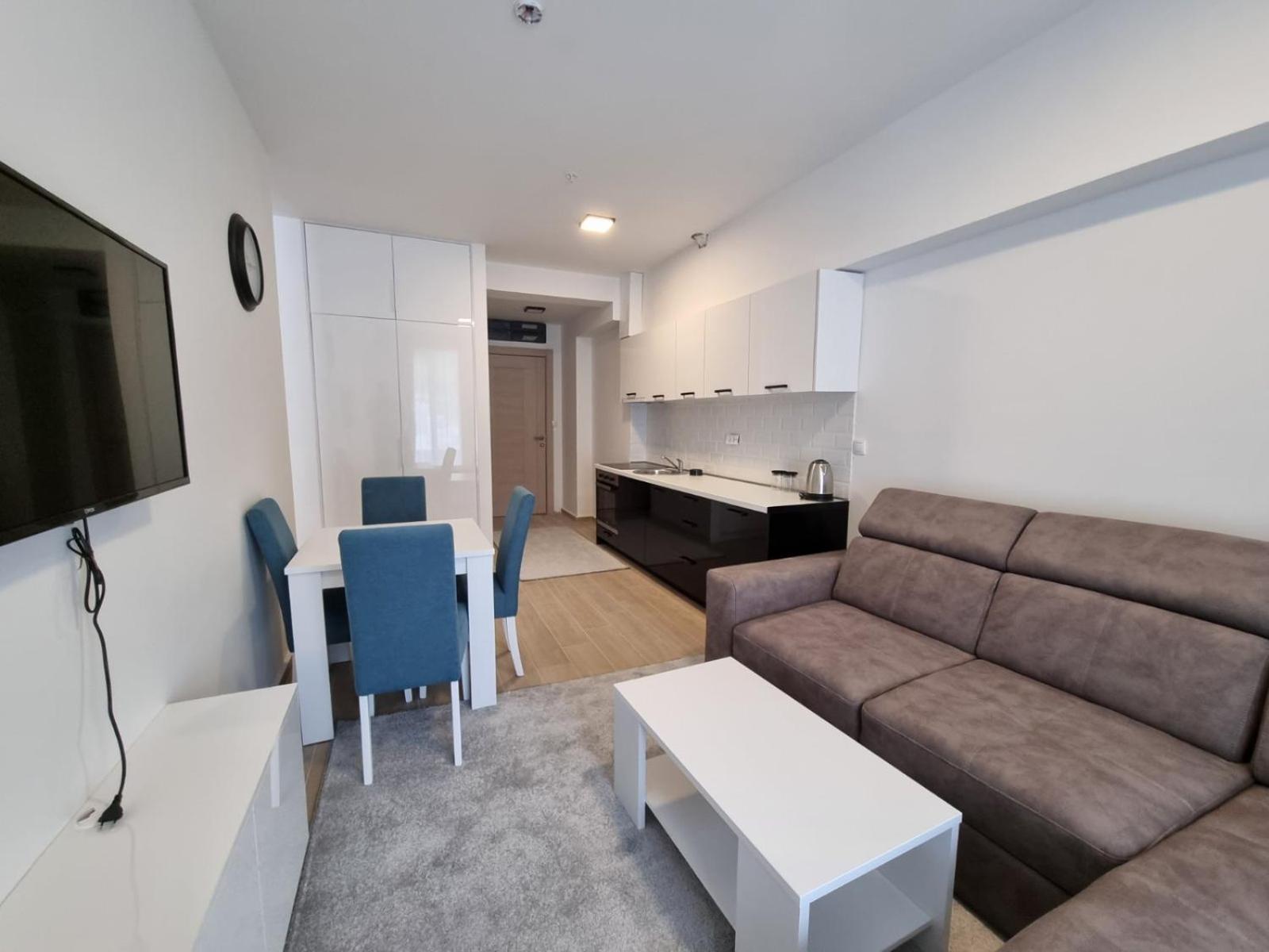 Prestige - Rafailovici Apartment Budva