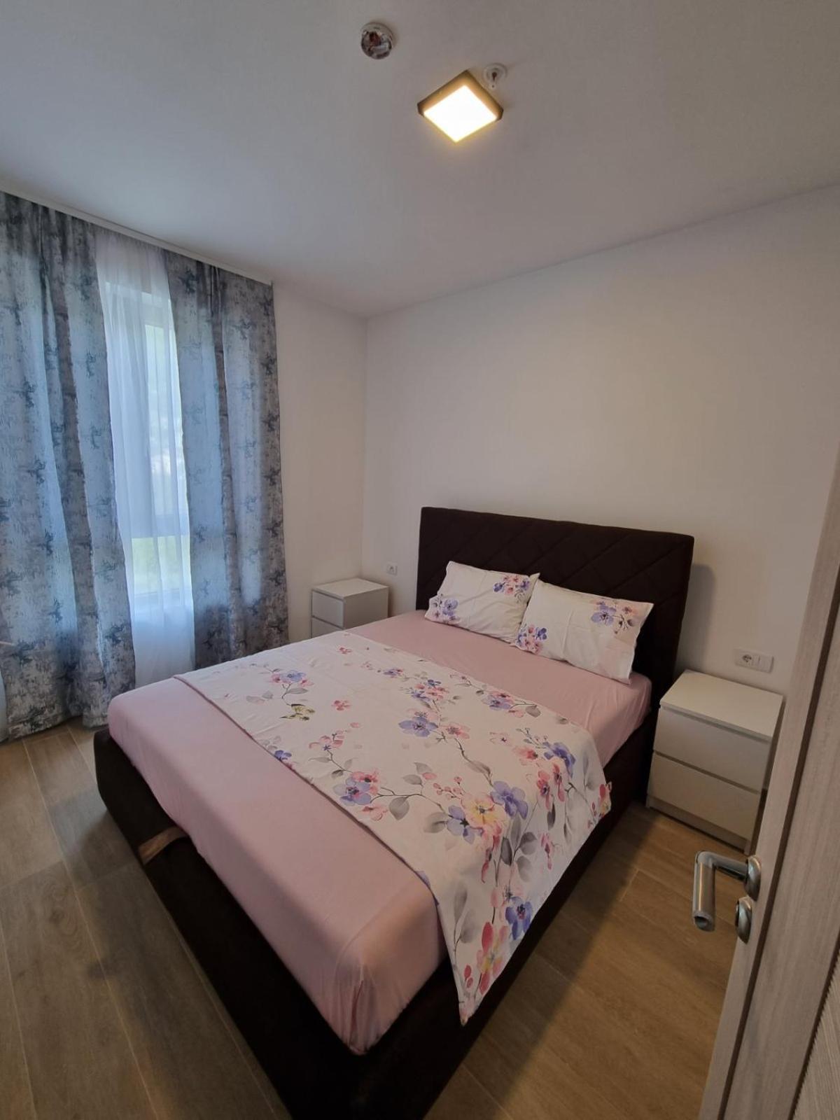 Prestige - Rafailovici Budva